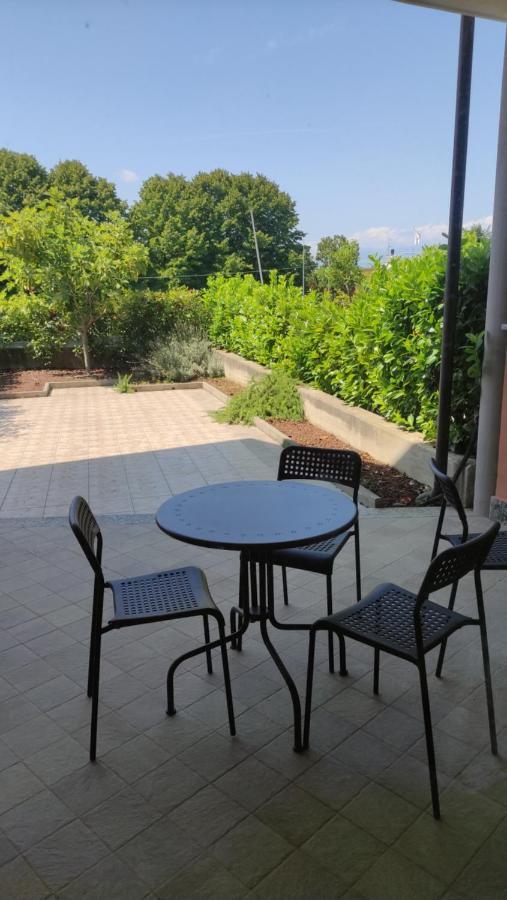 Slowliday Viverone Exterior foto